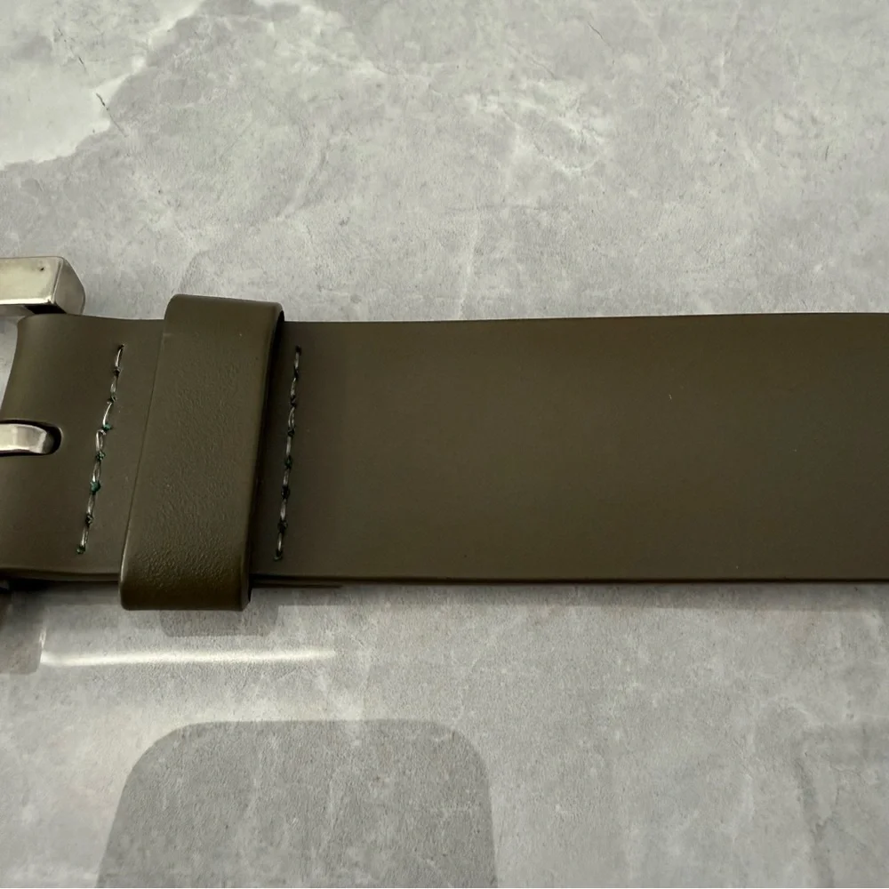 Women’s CK Calvin Klein Jeans Molded Rubber Belt Medium